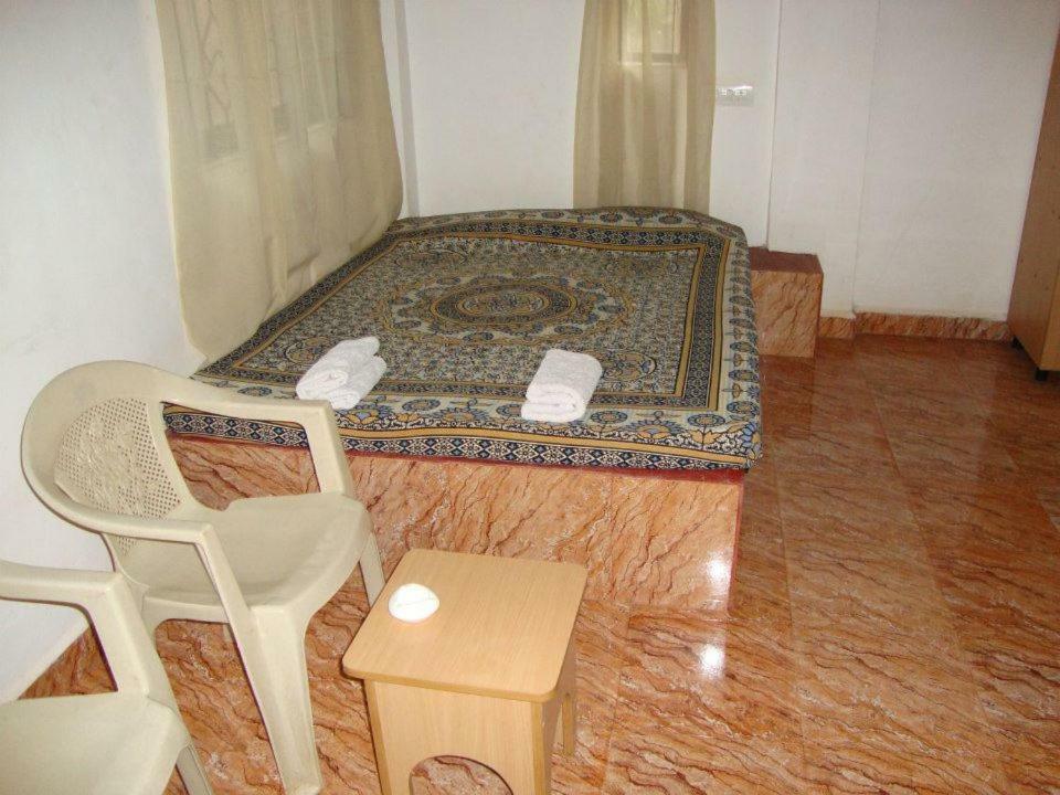 Leon Hide Out Guest House Васко-да-Гама Экстерьер фото
